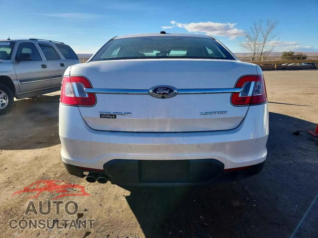2012 FORD TAURUS Damaged VIN 1FAHP2FW1CG132918 – engine bay