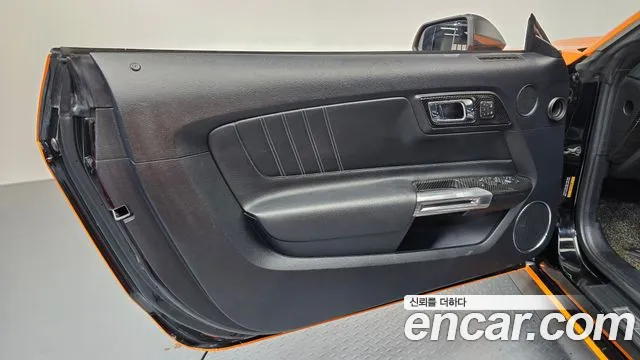 2017 Ford Mustang GT Convertible Sold VIN 1FATP8FFN1FATP8FF – interior seats