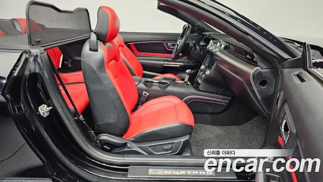 2020 Ford Mustang Convertible Sold VIN 1FATP8UH1L5128896 – photo 11
