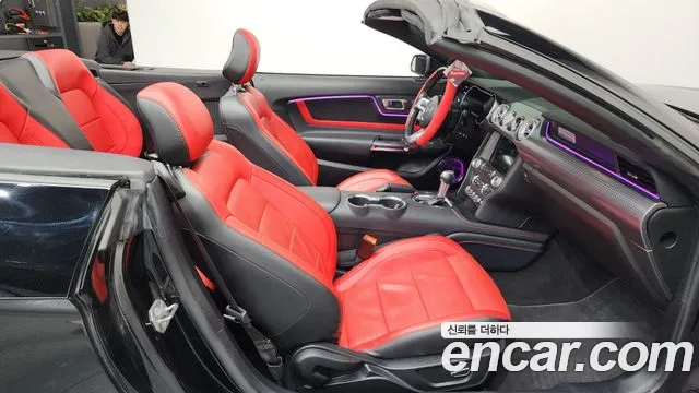 2019 Ford Mustang Convertible Sold VIN 1FATP8UH2K5128212 – front exterior