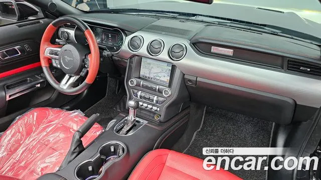2022 Ford Mustang Convertible Sold VIN 1FATP8UHXN5127281 – dashboard