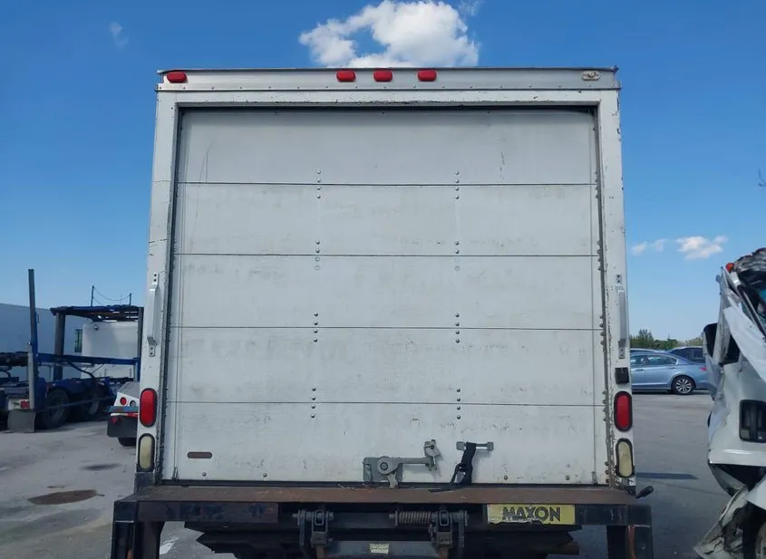 2007 FORD E-450 Used VIN 1FDXE45P47DA08243 – undercarriage