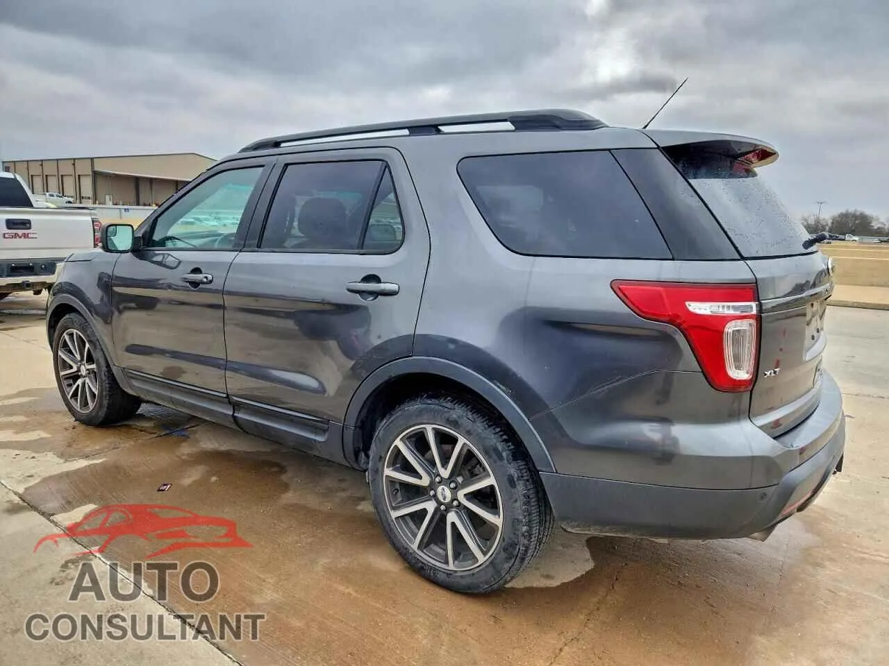 2015 FORD EXPLORER Damaged VIN 1FM5K7D86FGA75094 – rear exterior