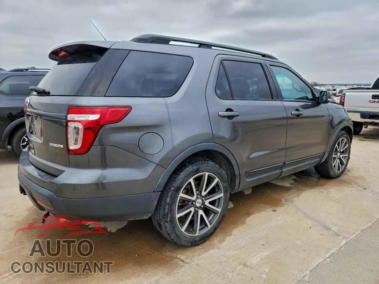2015 FORD EXPLORER Damaged VIN 1FM5K7D86FGA75094 – side profile