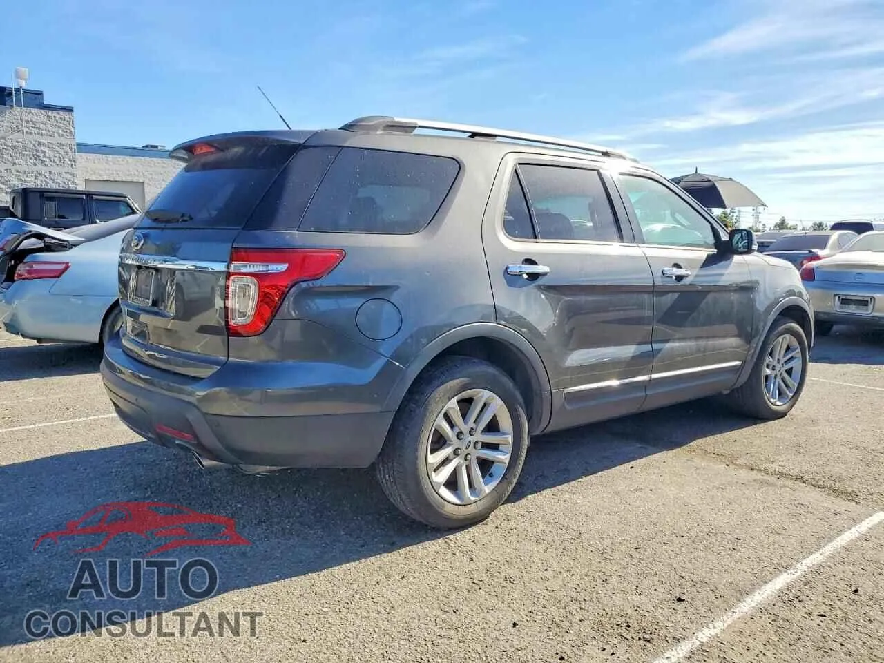 2015 FORD EXPLORER Damaged VIN 1FM5K7D89FGC50485 – side profile