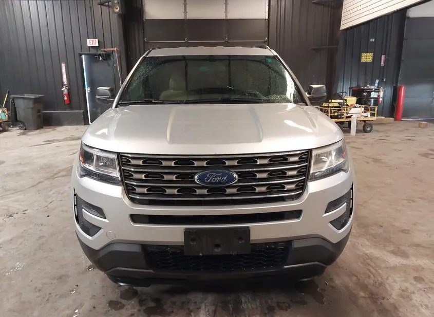 2017 FORD Explorer Used VIN 1FM5K8B89HGD23074 – trunk area