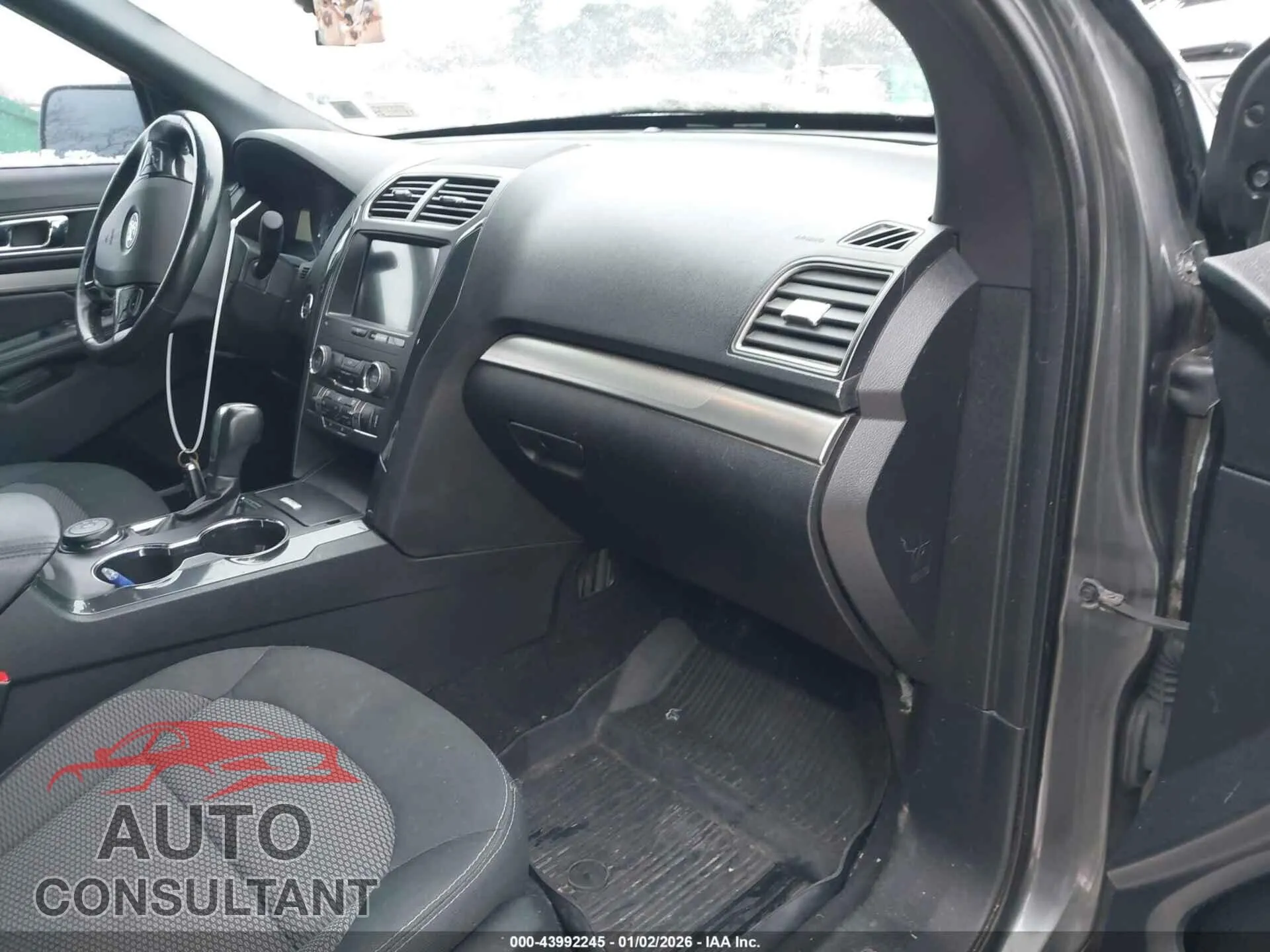 2019 FORD EXPLORER Damaged VIN 1FM5K8D85KGB18811 – interior seats