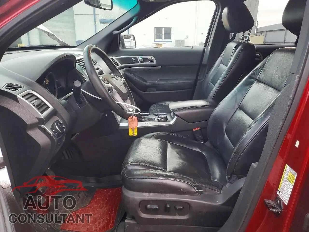 2013 FORD EXPLORER Damaged VIN 1FM5K8D86DGB21896 – exterior detail 2013 FORD EXPLORER Damaged VIN 1FM5K8D86DGB21896 – exterior detail