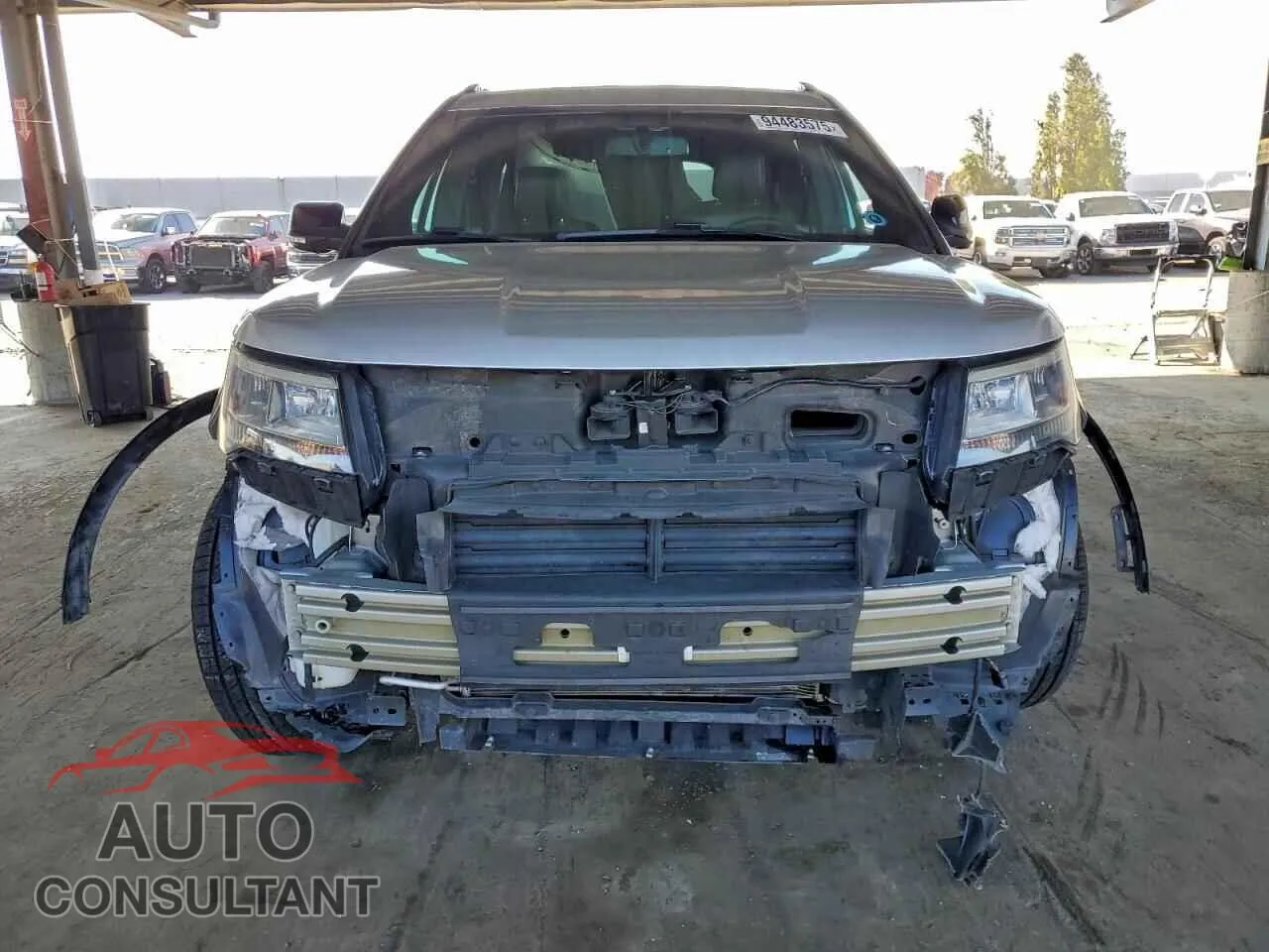 2018 FORD EXPLORER Damaged VIN 1FM5K8D87JGB18355 – interior seats