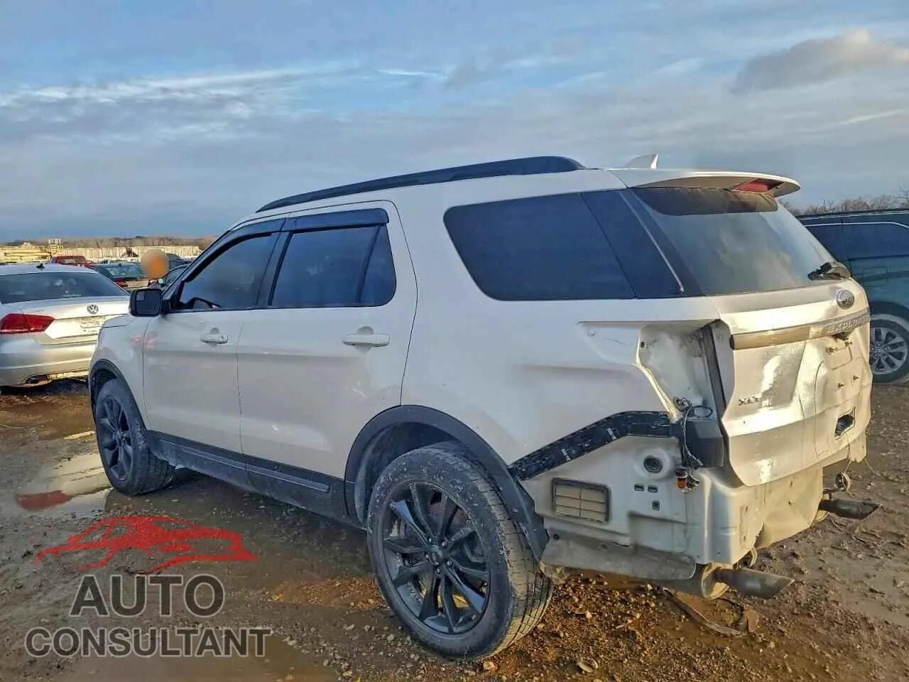 2017 FORD EXPLORER Damaged VIN 1FM5K8D88HGC13226 – rear exterior