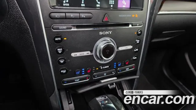2018 Ford Explorer 2.3 Limited 4WD Sold VIN 1FM5K8FH0JGC37264 – trunk area