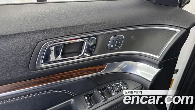 2017 Ford Explorer 2.3 Limited 4WD Sold VIN 1FM5K8FH2HGB48242 – dashboard