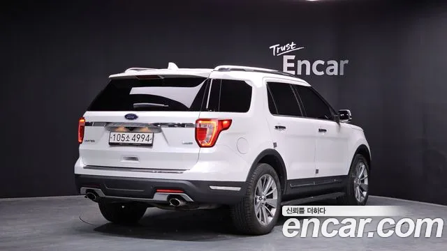 2018 Ford Explorer 2.3 Limited 4WD Sold VIN 1FM5K8FH3JGA93810 – interior seats