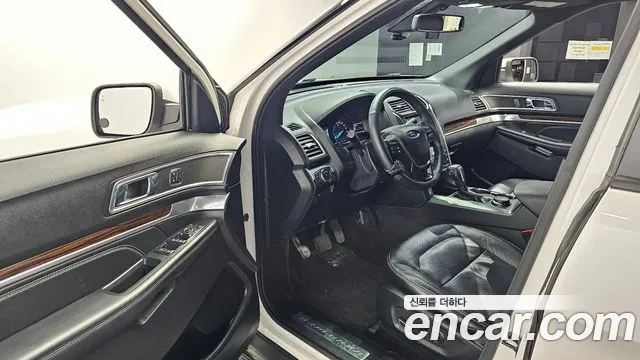 2018 Ford Explorer 2.3 Limited 4WD Sold VIN 1FM5K8FH3JGB23114 – dashboard