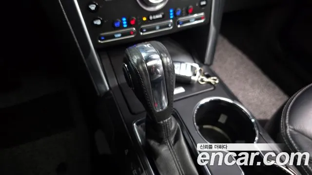 2019 Ford Explorer 2.3 Limited 4WD Sold VIN 1FM5K8FH6KGA56350 – trunk area