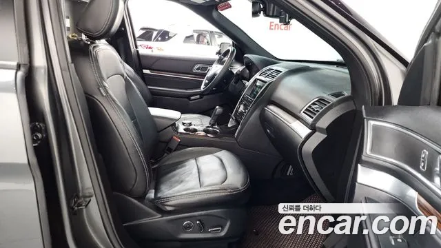 2018 Ford Explorer 2.3 Limited 4WD Sold VIN 1FM5K8FH9JGC37358 – interior seats