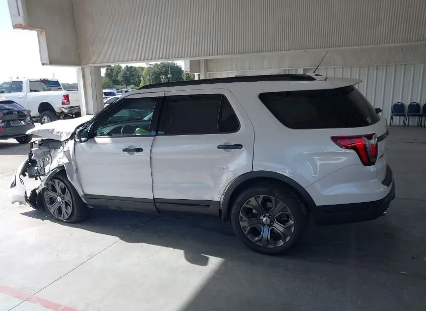 2018 FORD Explorer Used VIN 1FM5K8GT7JGB97526 – photo 18 2018 FORD Explorer Used VIN 1FM5K8GT7JGB97526 – photo 18