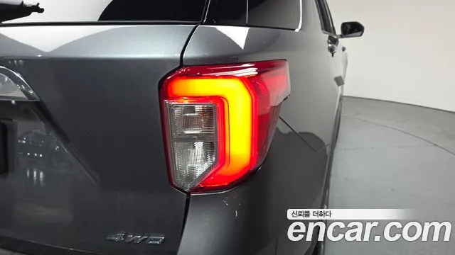 2022 Ford Explorer 6th Gen 3.0 Platinum 4WD Sold VIN 1FM5K8HC3NGA53010 – photo 29