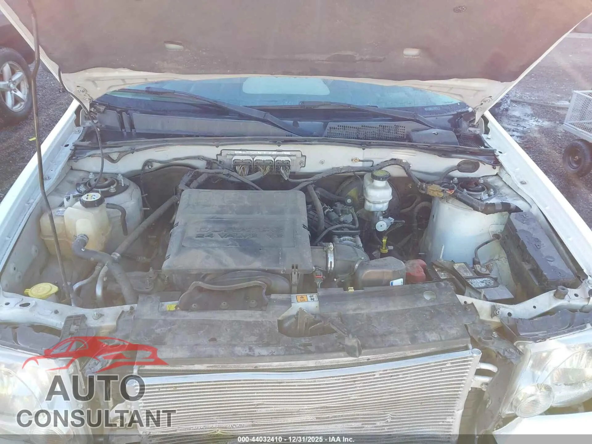 2011 FORD ESCAPE Damaged VIN 1FMCU0DG1BKB79869 – odometer reading