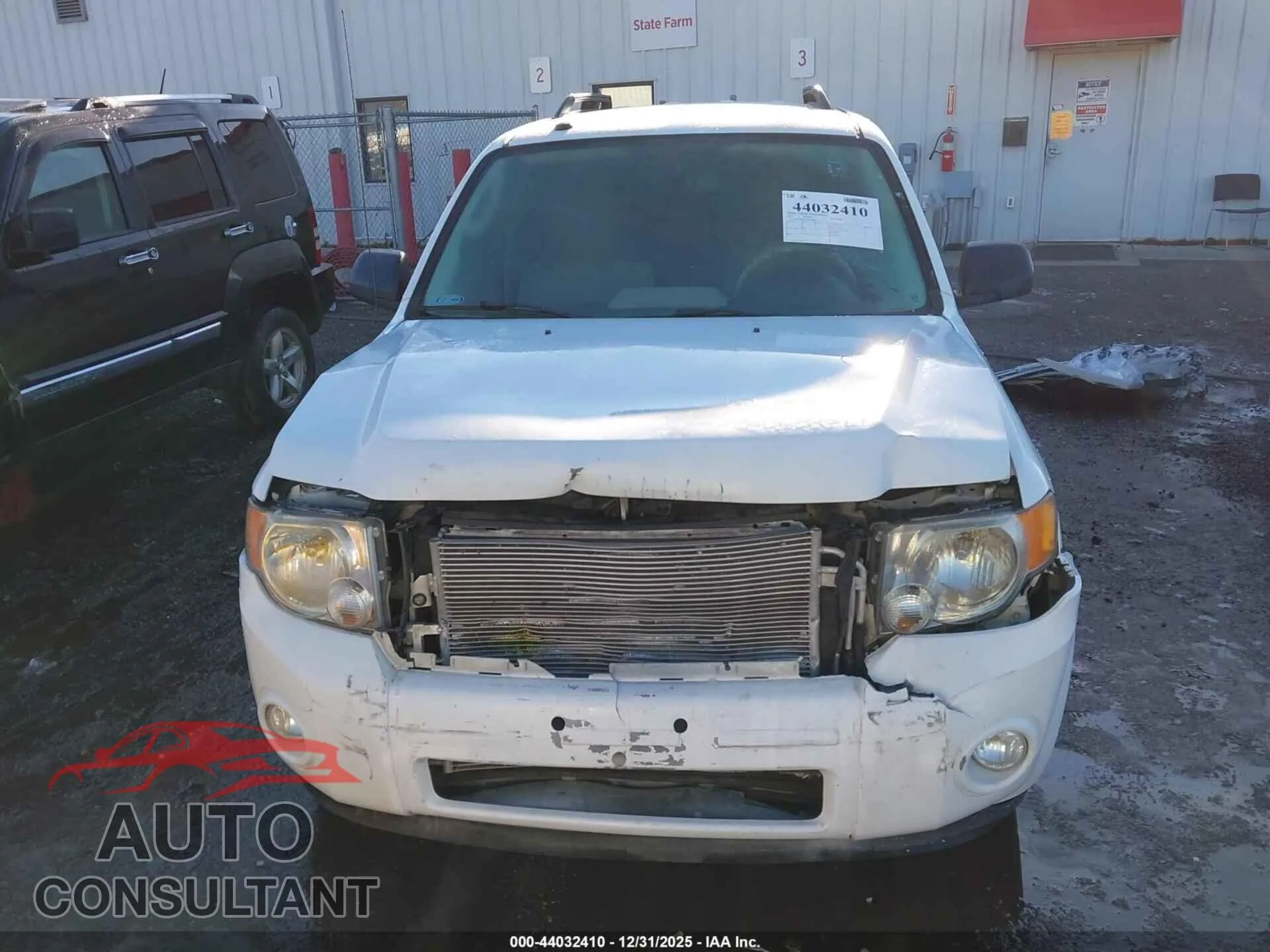 2011 FORD ESCAPE Damaged VIN 1FMCU0DG1BKB79869 – photo 13