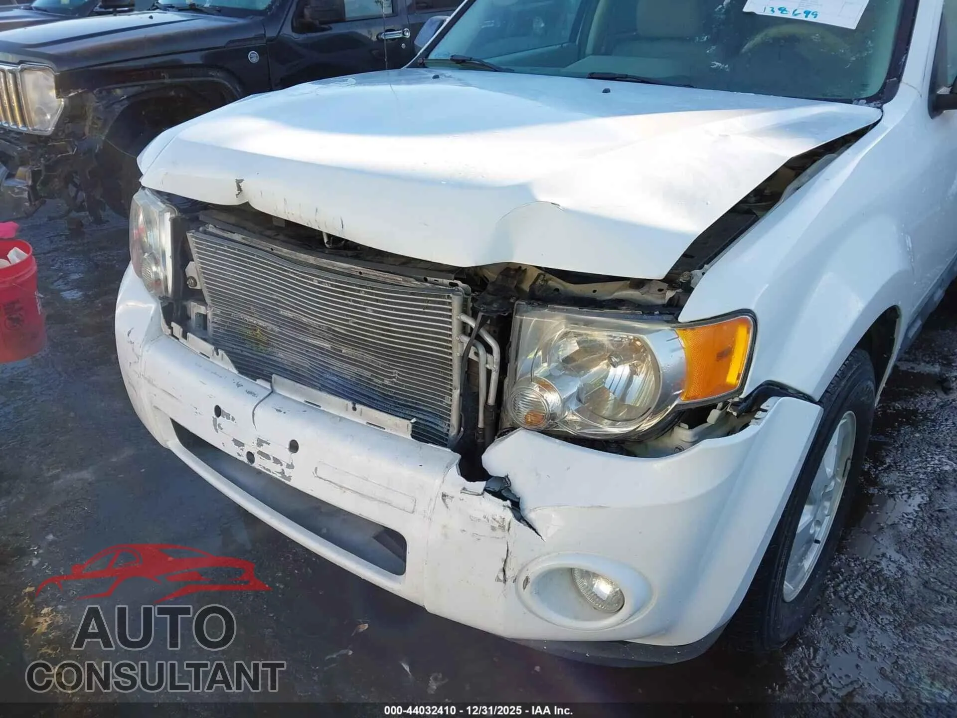 2011 FORD ESCAPE Damaged VIN 1FMCU0DG1BKB79869 – photo 18