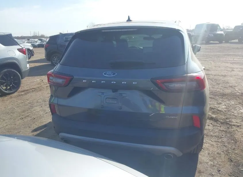 2025 FORD Escape Used VIN 1FMCU0E10SUA16824 – odometer reading