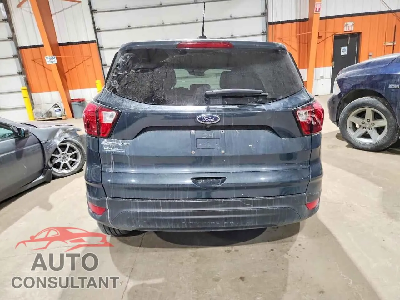 2019 FORD ESCAPE Damaged VIN 1FMCU0F76KUB08247 – engine bay 2019 FORD ESCAPE Damaged VIN 1FMCU0F76KUB08247 – engine bay
