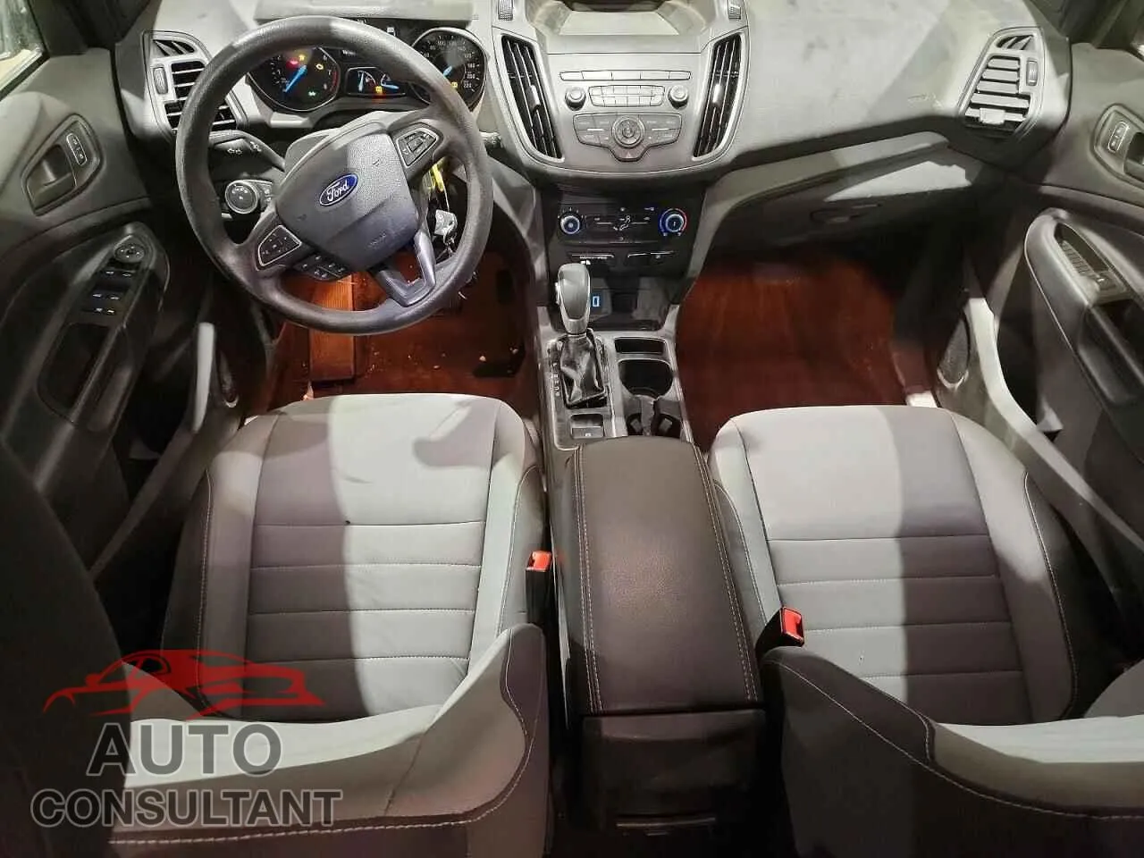 2019 FORD ESCAPE Damaged VIN 1FMCU0F76KUB08247 – undercarriage 2019 FORD ESCAPE Damaged VIN 1FMCU0F76KUB08247 – undercarriage