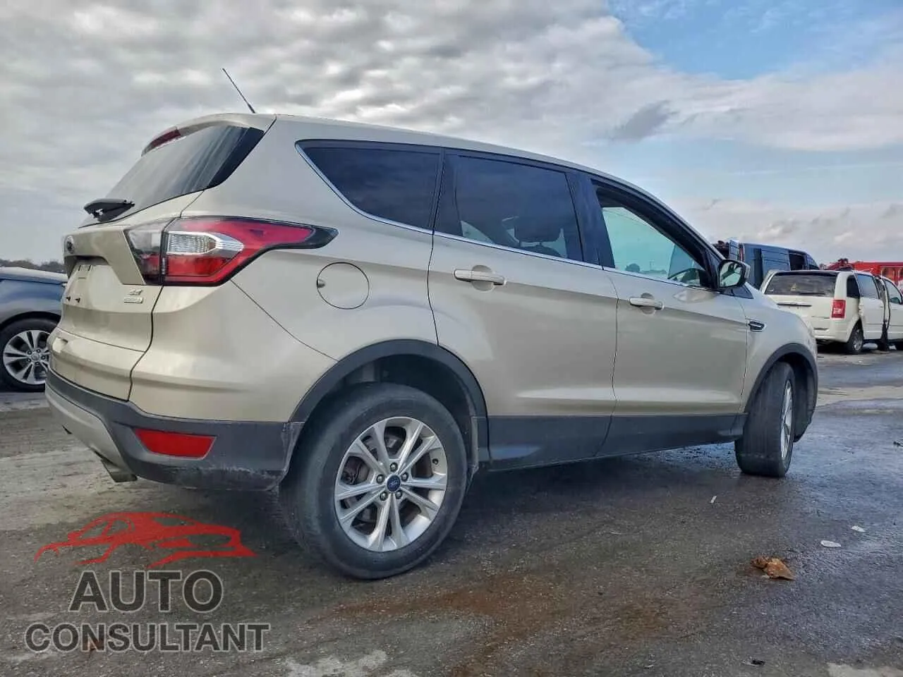2017 FORD ESCAPE Damaged VIN 1FMCU0GD2HUA52952 – side profile