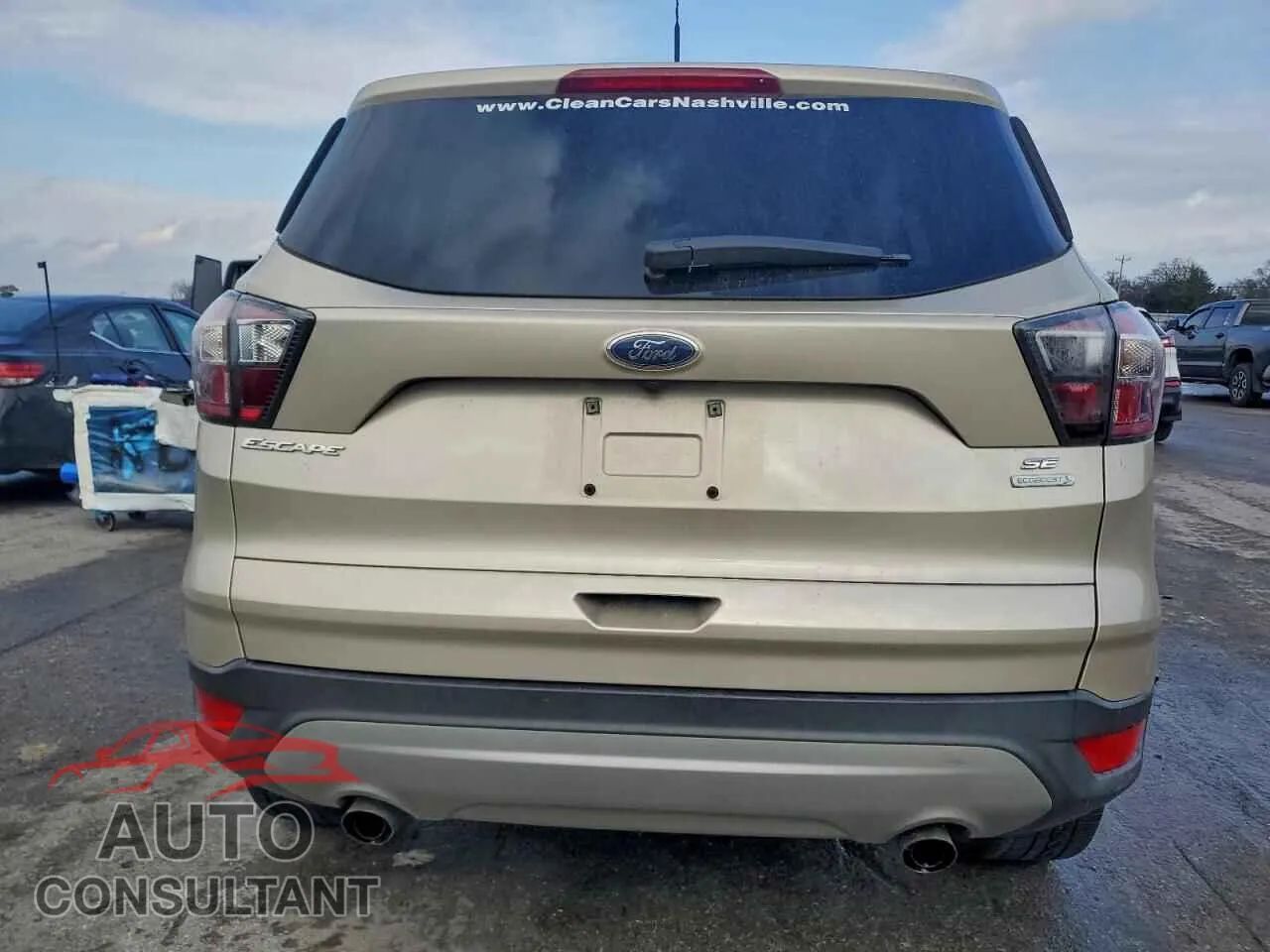 2017 FORD ESCAPE Damaged VIN 1FMCU0GD2HUA52952 – engine bay