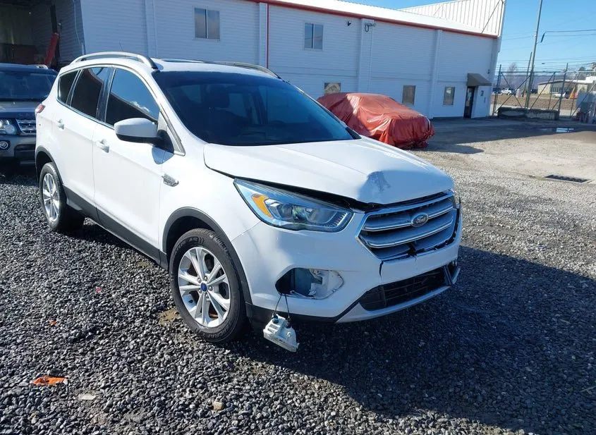 2017 FORD Escape Used VIN 1FMCU0GD2HUB50959 – photo 12