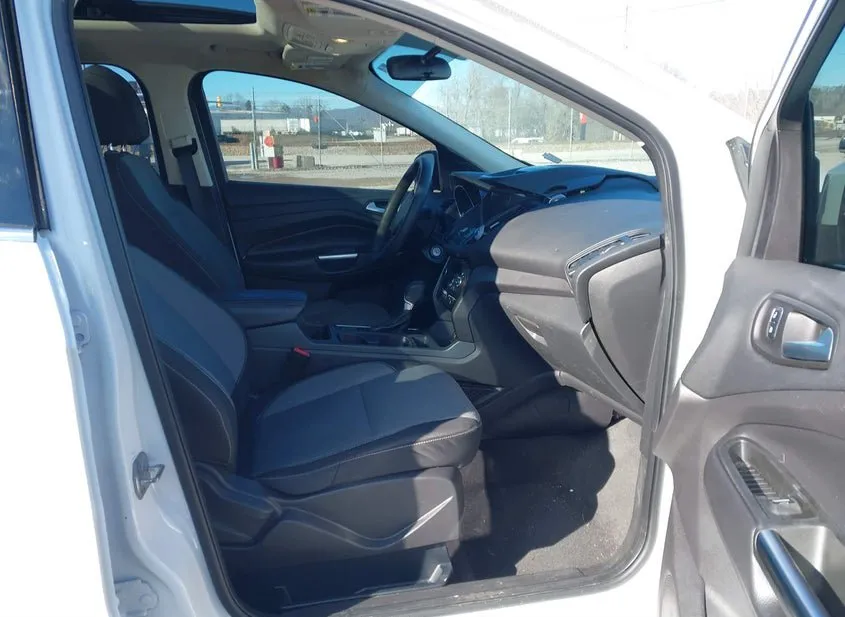 2017 FORD Escape Used VIN 1FMCU0GD2HUB50959 – photo 16
