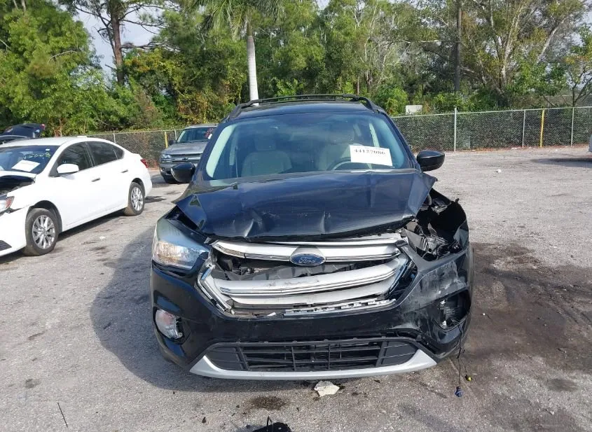 2018 FORD Escape Used VIN 1FMCU0GD8JUB47649 – photo 16