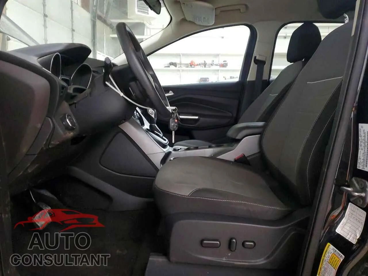 2014 FORD ESCAPE Damaged VIN 1FMCU0GX1EUC39170 – exterior detail