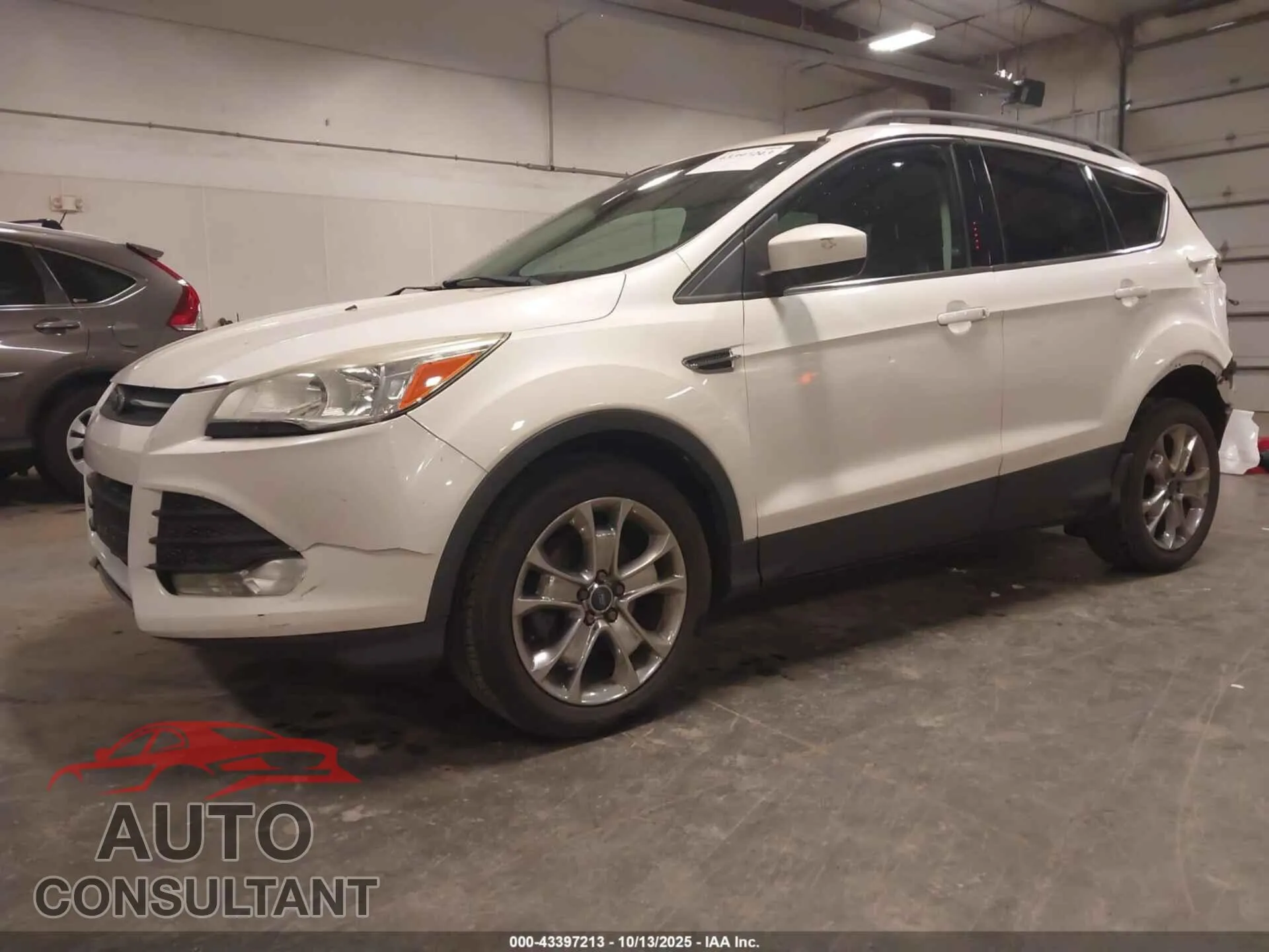2014 FORD ESCAPE Damaged VIN 1FMCU0GX8EUB70705 – rear exterior