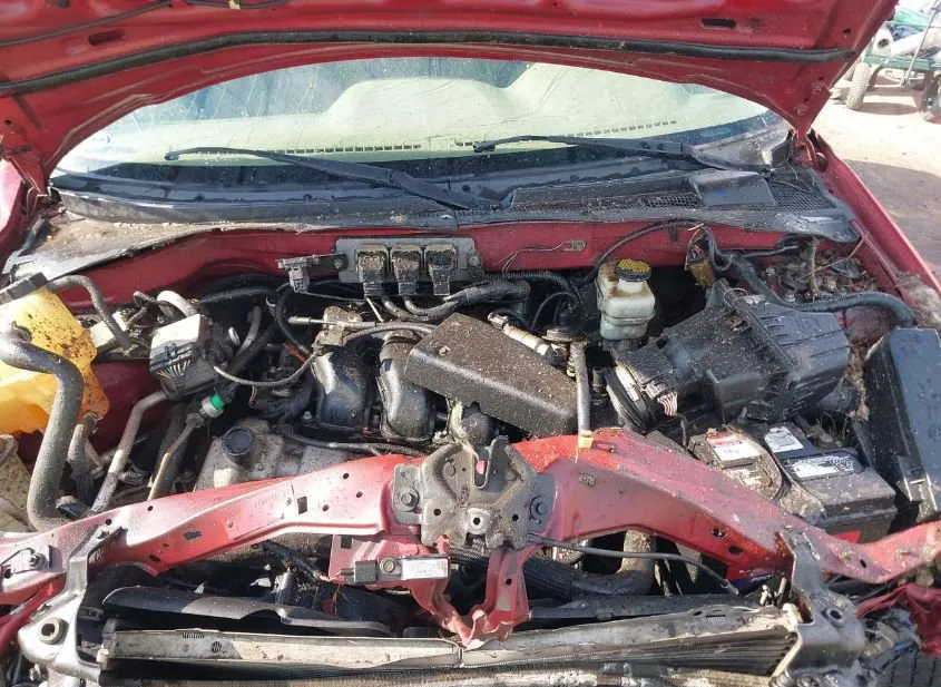 2005 FORD Escape Used VIN 1FMCU93115KA39052 – trunk area