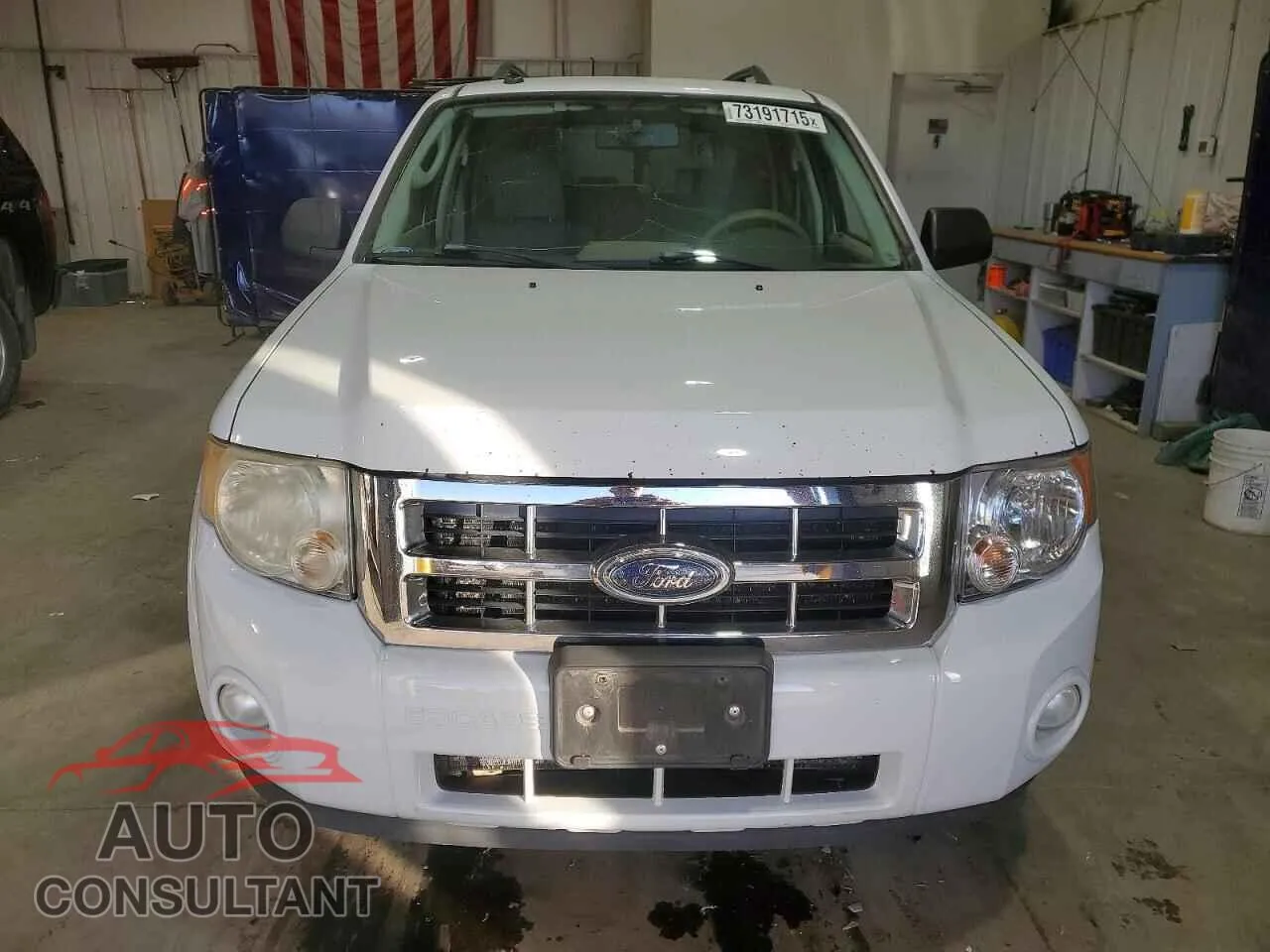 2009 FORD ESCAPE Damaged VIN 1FMCU93GX9KC35050 – interior seats