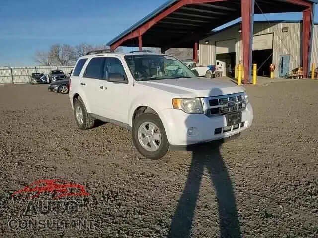 2009 FORD ESCAPE Damaged VIN 1FMCU93GX9KC35050 – photo 14