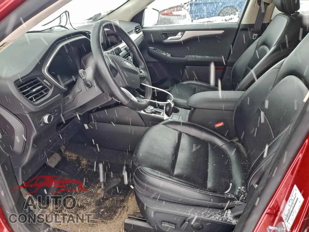 2020 FORD ESCAPE Damaged VIN 1FMCU9BZ3LUB67222 – exterior detail