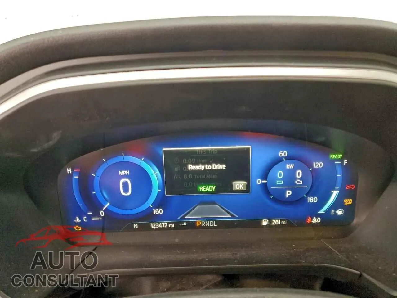 2020 FORD ESCAPE Damaged VIN 1FMCU9BZ3LUB67222 – trunk area