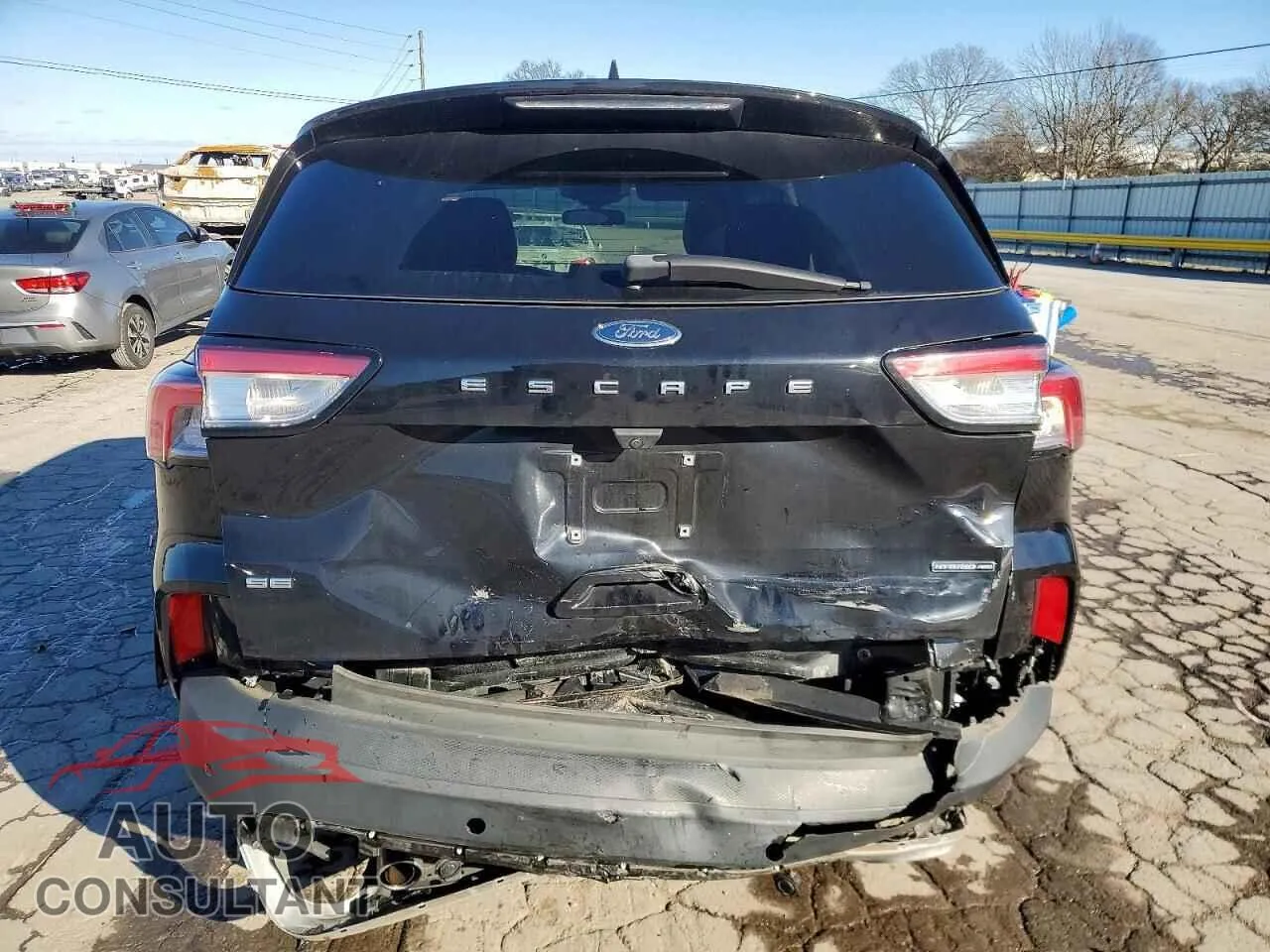 2020 FORD ESCAPE Damaged VIN 1FMCU9BZ3LUB74090 – engine bay 2020 FORD ESCAPE Damaged VIN 1FMCU9BZ3LUB74090 – engine bay