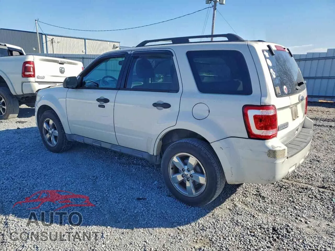 2011 FORD ESCAPE Damaged VIN 1FMCU9DG2BKB19961 – rear exterior