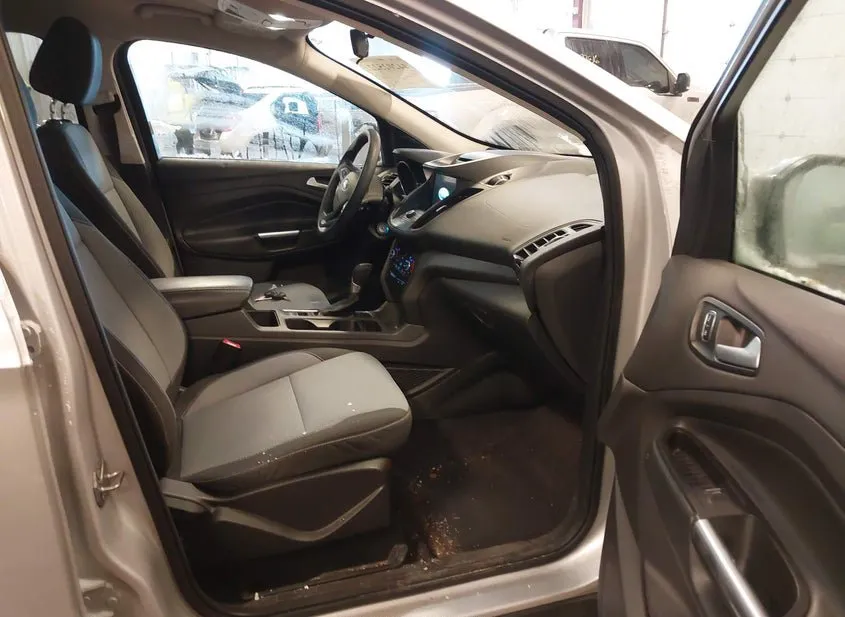 2017 FORD Escape Used VIN 1FMCU9G99HUE46304 – photo 16