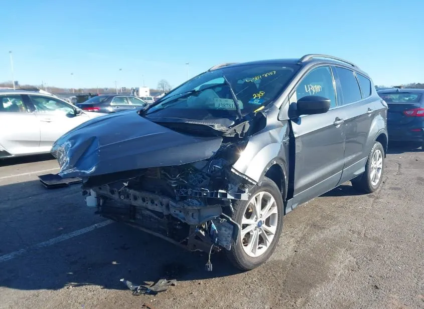 2018 FORD Escape Used VIN 1FMCU9GD1JUC53705 – exterior detail