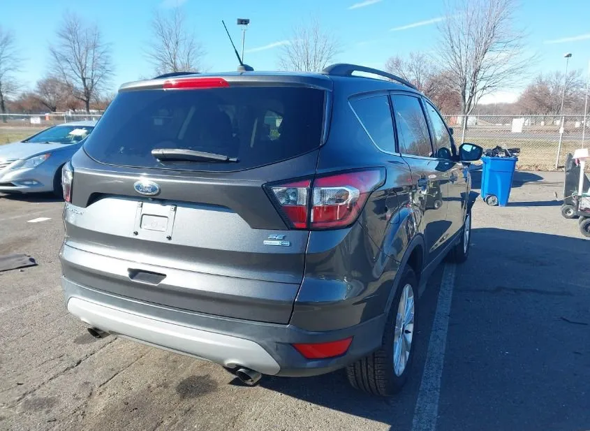 2018 FORD Escape Used VIN 1FMCU9GD1JUC53705 – photo 11
