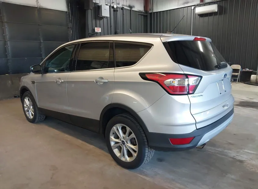 2017 FORD Escape Used VIN 1FMCU9GD6HUE18450 – photo 13