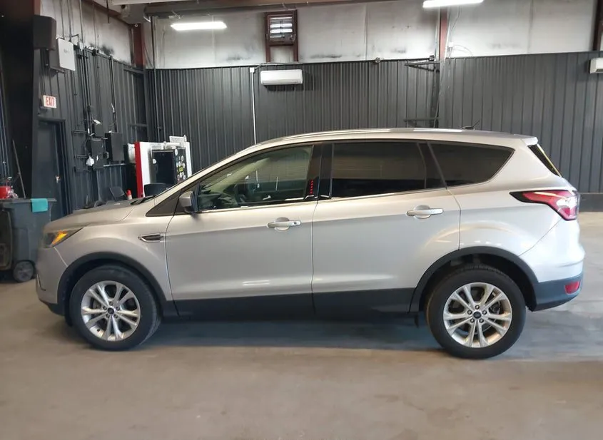 2017 FORD Escape Used VIN 1FMCU9GD6HUE18450 – photo 15