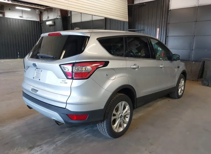 2017 FORD Escape Used VIN 1FMCU9GD6HUE18450 – photo 16