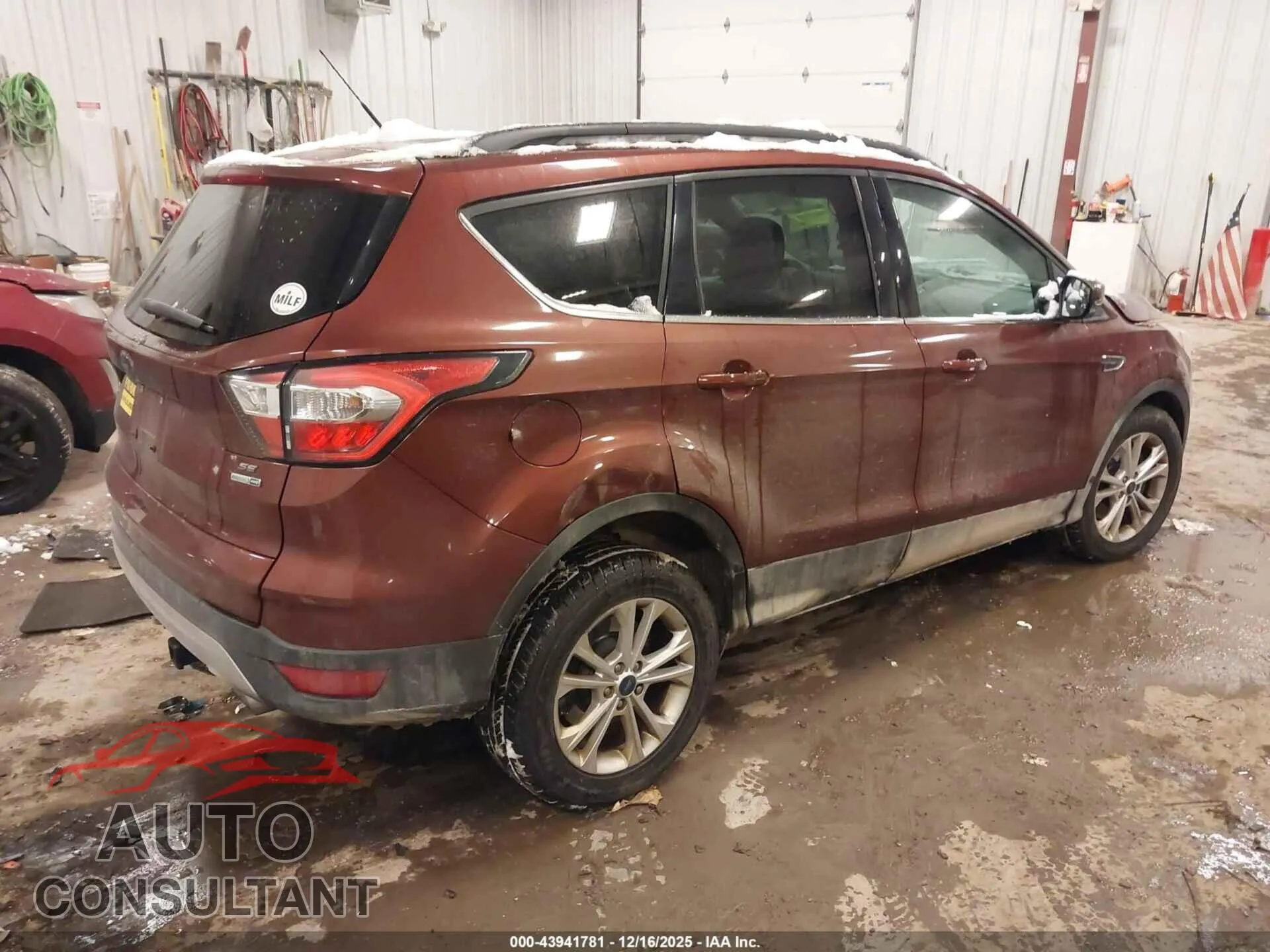 2018 FORD ESCAPE Damaged VIN 1FMCU9GD7JUC58391 – dashboard