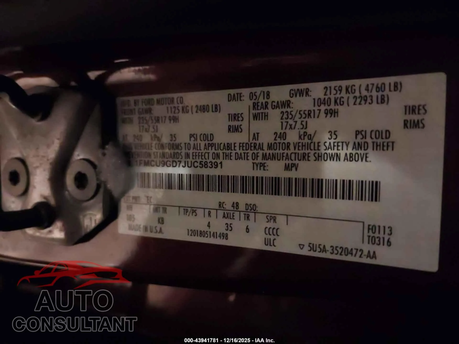 2018 FORD ESCAPE Damaged VIN 1FMCU9GD7JUC58391 – trunk area